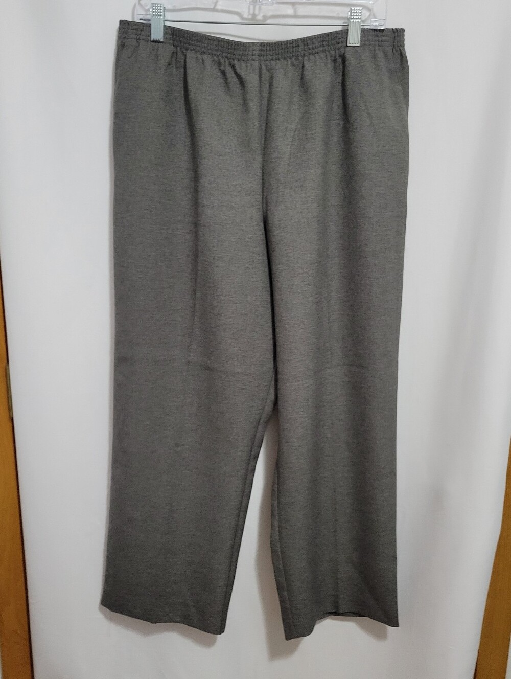 Alfred Dunner Petites Gray Elastic-Waist Pull-On Pants, Size 16P